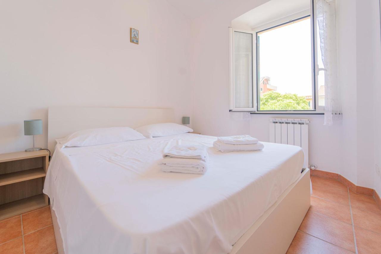 096 - Casa Al Borgo Cavi Di Lavagna, 150 Metri Dal Mare Leilighet Eksteriør bilde