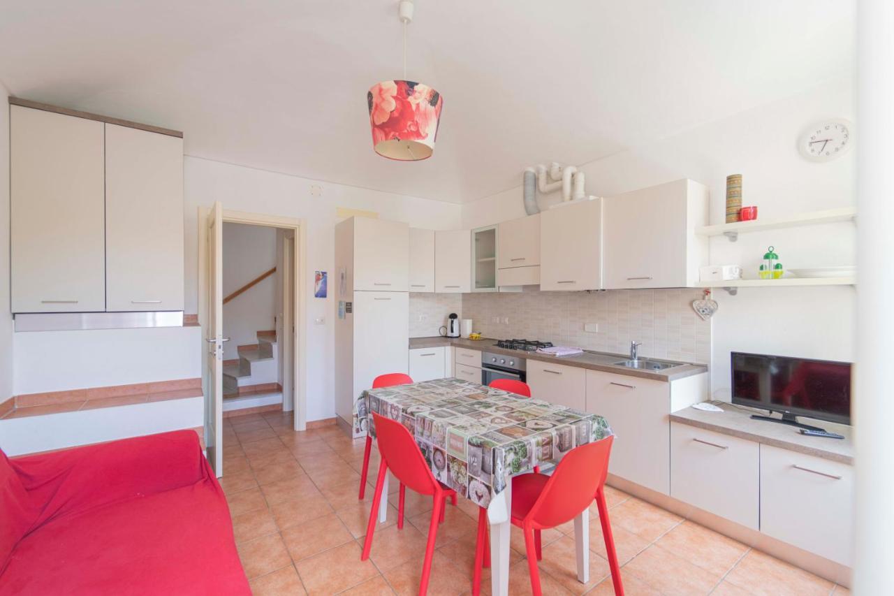 096 - Casa Al Borgo Cavi Di Lavagna, 150 Metri Dal Mare Leilighet Eksteriør bilde